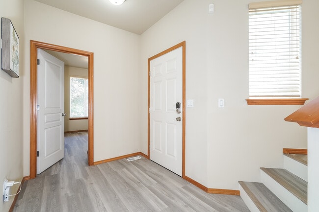 Foto del edificio - 11043 SE 200th St
