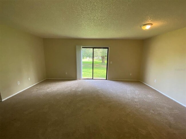 Building Photo - 4064 Suburban Ln