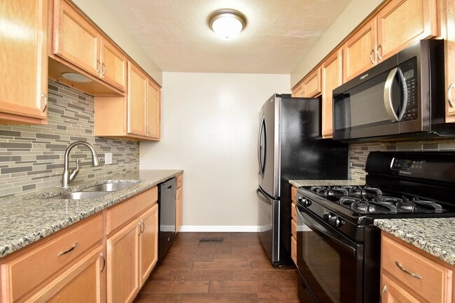 Cute 2 Bed 1 Bath Condo in Bountiful!! - Cute 2 Bed 1 Bath Condo in Bountiful!!