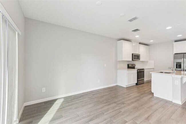 Foto del edificio - 212 Beautyberry Ln