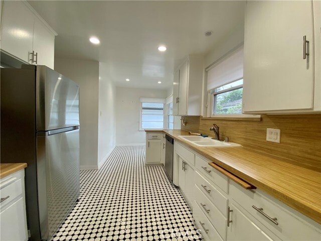 Building Photo - 1160 N Richman Ave