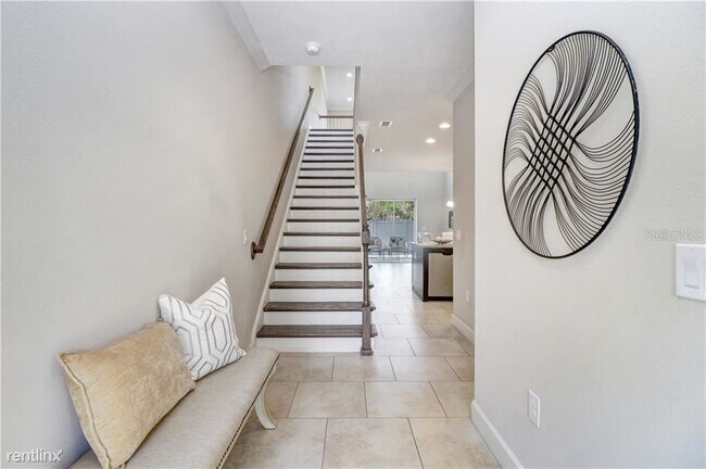 Building Photo - 3 br, 2 bath House - 8715 Terracina Lake Dr