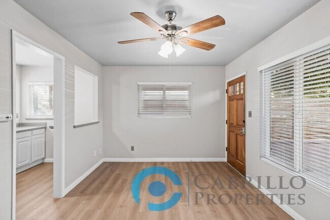 Foto del edificio - 2110 Bacon St