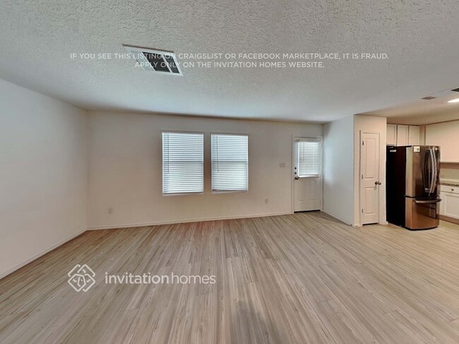 Foto del edificio - 160 Parish Ln