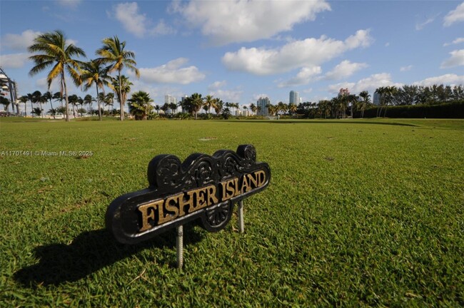 Foto del edificio - 19112 Fisher Island Dr