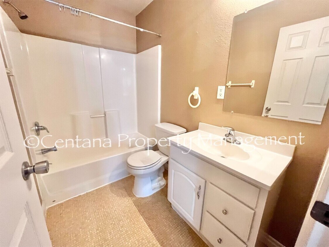 418 E 2nd St Unit 3C, Butte, MT 59701 Room for Rent in Butte, MT