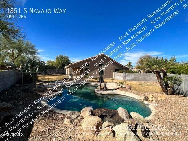 Building Photo - 1851 S Navajo Way