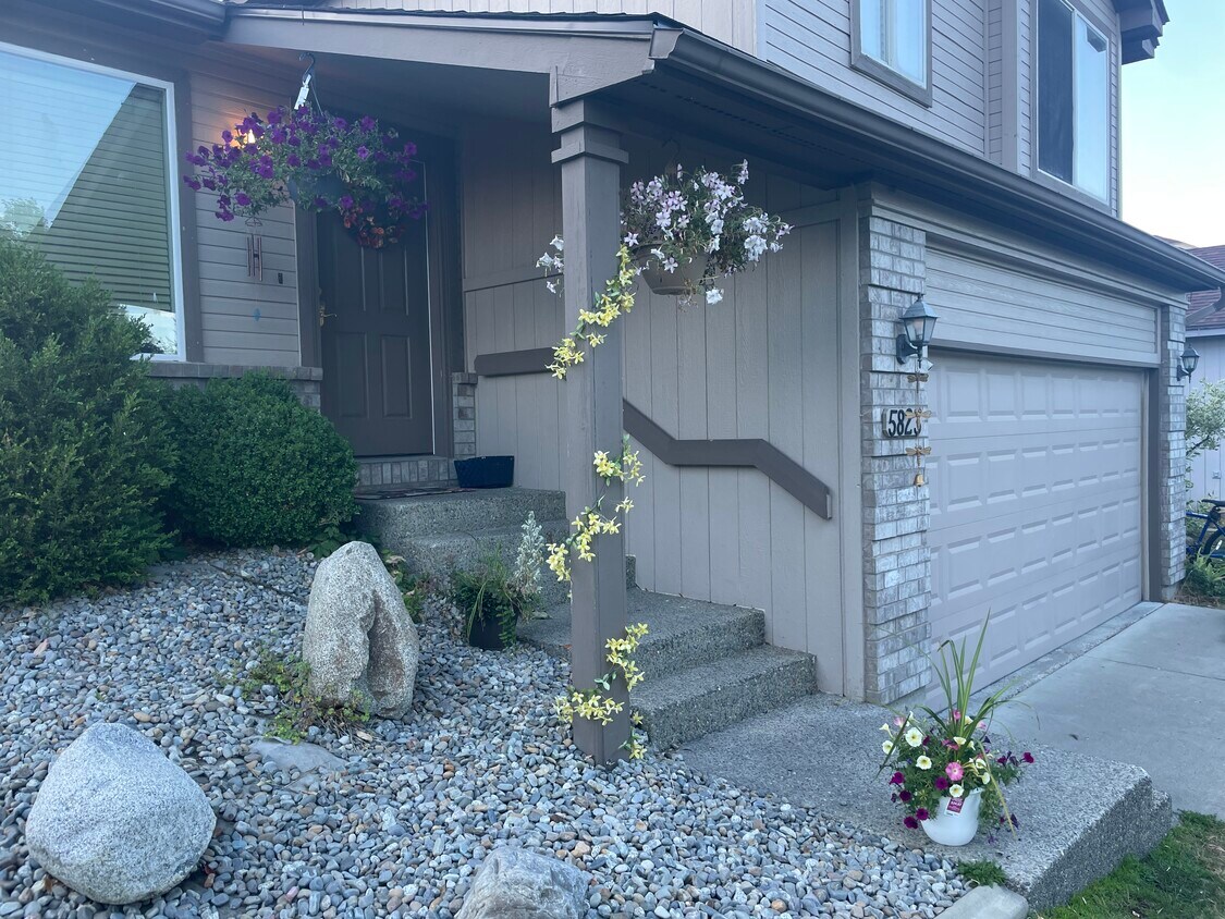 Foto principal - 5823 N Carlisle Rd