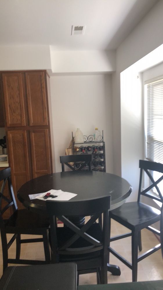 Building Photo - Fairview Commons - Adorable Updated Townhome