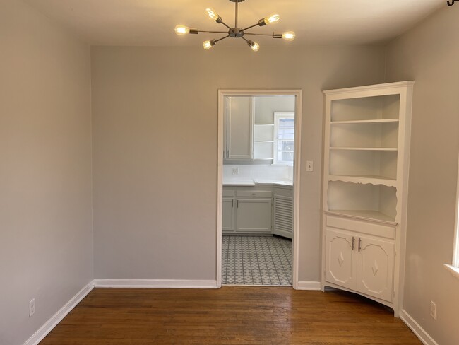 Dining room - 2669 Waverly Dr