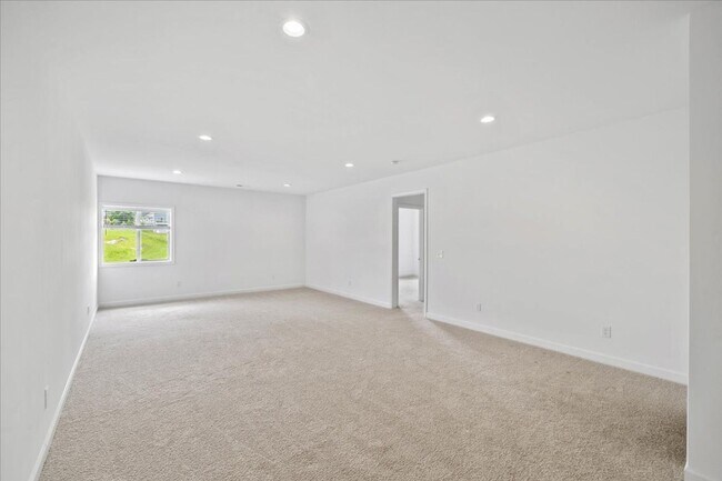 Foto del edificio - Spacious Home in Westhill Community - Rent...