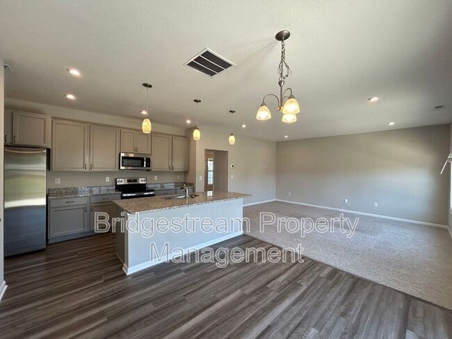 Building Photo - 187 Brooke Parke Ave
