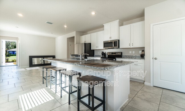 Foto del edificio - 1121 Grand Cypress Ct