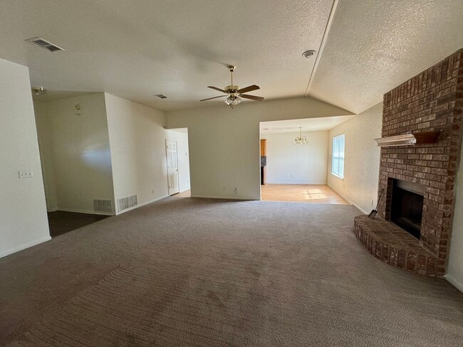 Building Photo - 2801 Bachelor Button Blvd