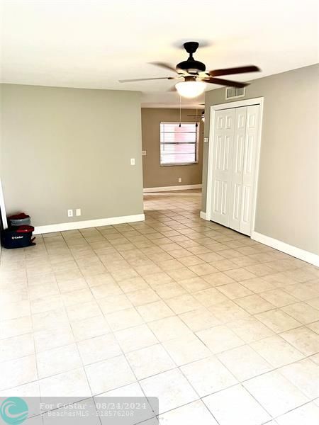 Foto del edificio - 4730 NW 10th Ct