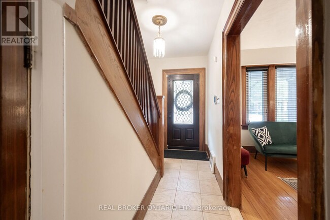 Building Photo - 110 Westlake Ave