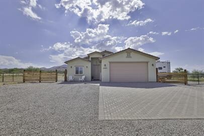 Foto del edificio - Rural Property in Vail on 1 acre fully fenced