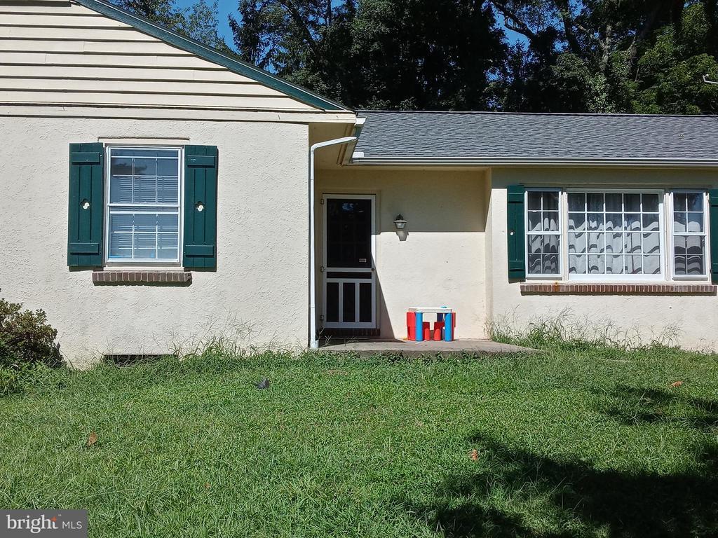 Building Photo - 1069 Wawaset Rd