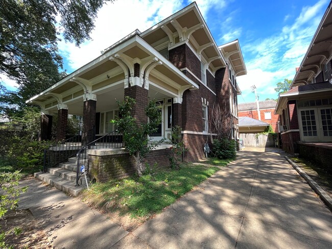 Building Photo - Central Gardens home with 4BR/2ba up w office/flex space. Wrap around, covered front porch! Pets ...