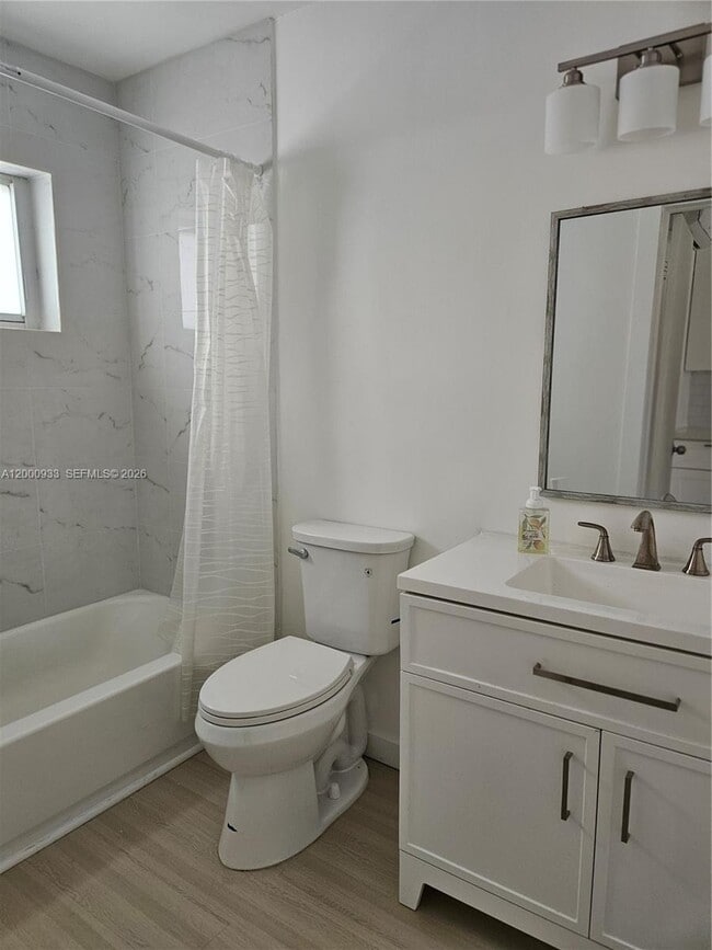 Foto del edificio - 514 SW 2nd Ave