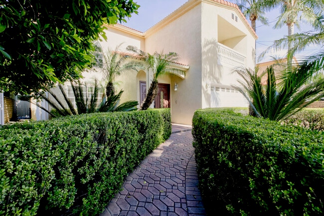 Building Photo - 15121 Marlin Pl