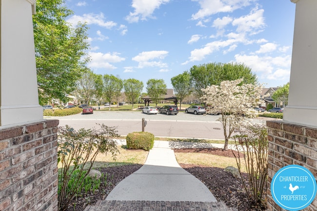 Building Photo - 379 Tobacco Farm Way