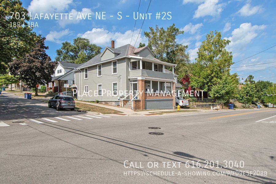 Foto principal - 703 Lafayette Ave NE