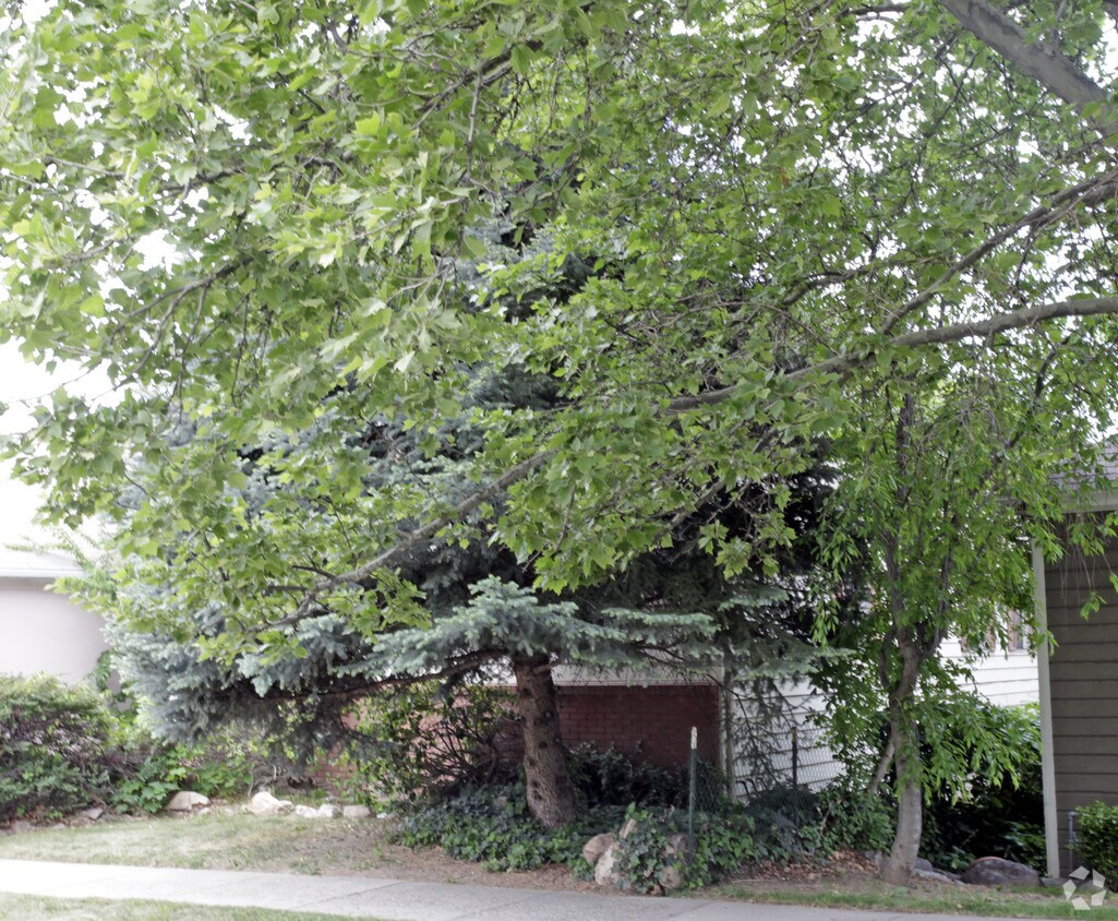 Building Photo - 160 S 1200 E