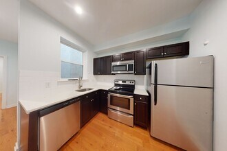 Building Photo - 1517 W Seybert St