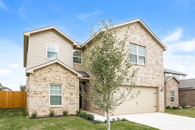 Building Photo - 10425 Sweetwater Creek Dr