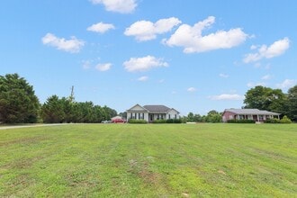 Building Photo - 6090 Cox Gap Rd