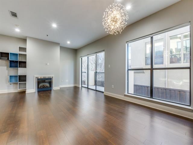 Building Photo - 4122 Avondale Ave