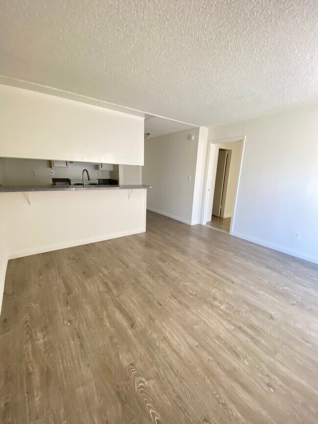 Foto del edificio - 11726 Lemay St
