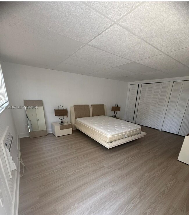 Building Photo - 2036 NE 21st Ave