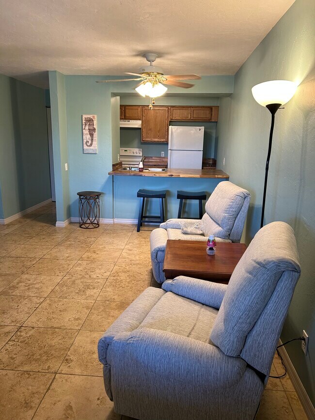 13118 Feather Sound Dr Unit 201, Fort Myers, FL 33919 Condo for Rent