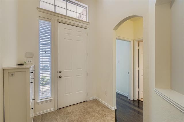 Building Photo - 9805 Hickory Hollow Ln