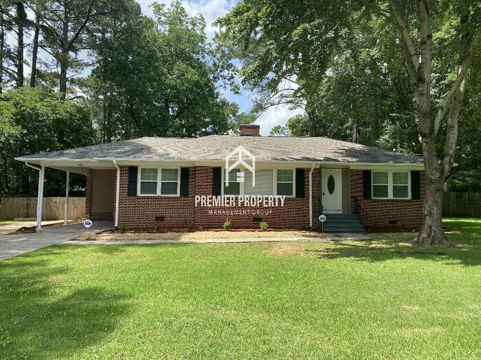 Primary Photo - 808 Martinwood Rd