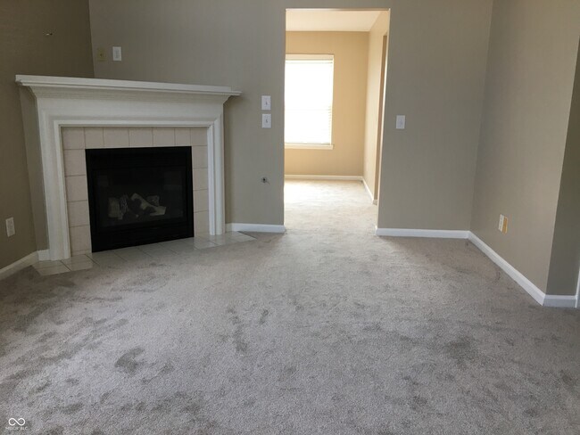 Building Photo - 8072 Birchfield Dr
