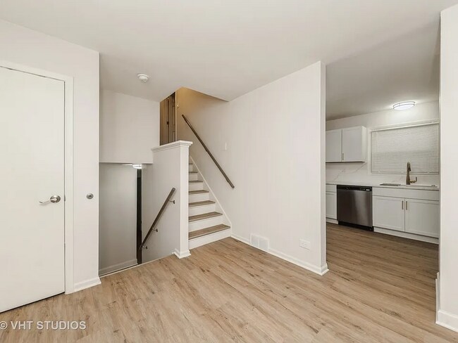 Foto del edificio - 9433 S Burnside Ave