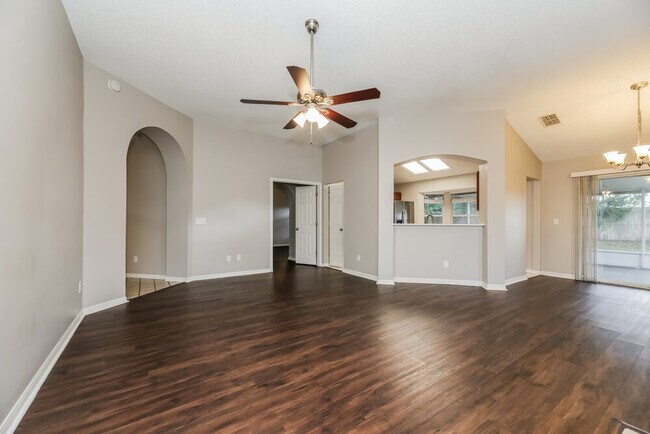 Foto del edificio - 1455 Beecher Ln