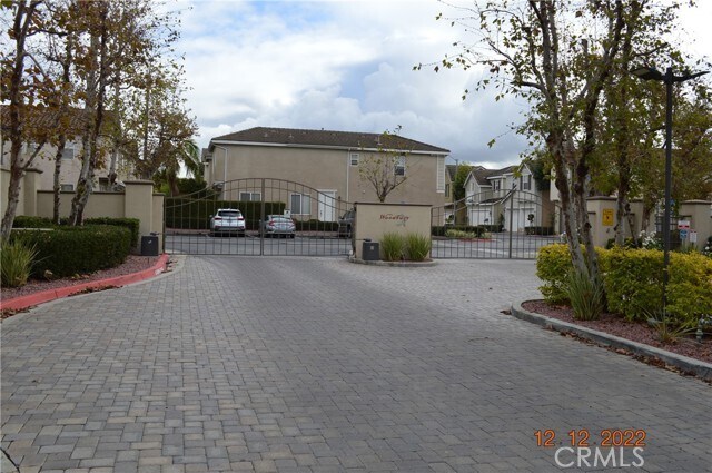 Building Photo - 1277 Valle Ct