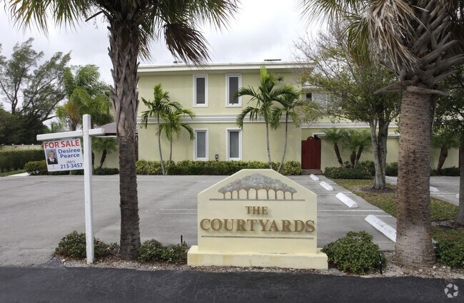 Building Photo - Courtyards at Martel Arms
