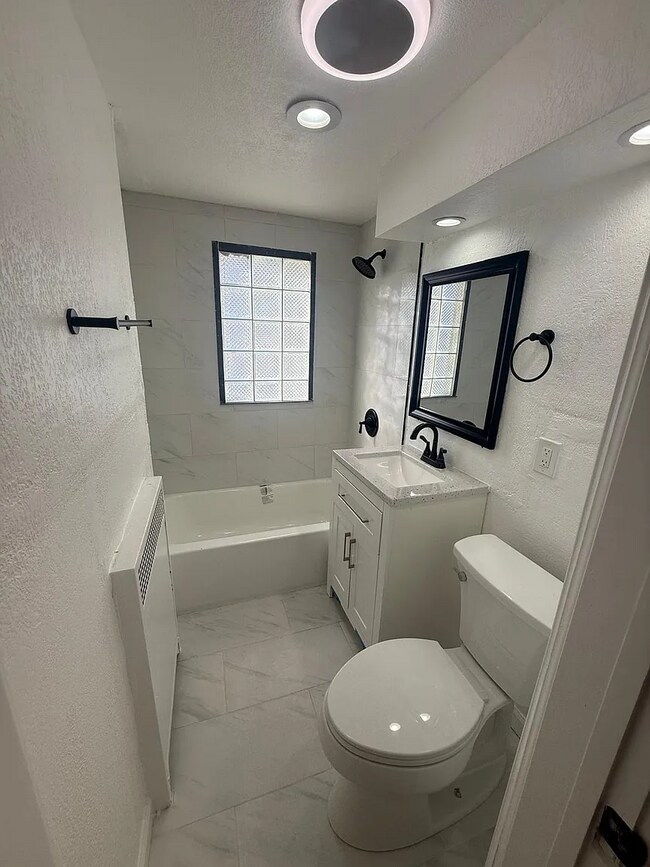 Building Photo - 6608 W 54th St