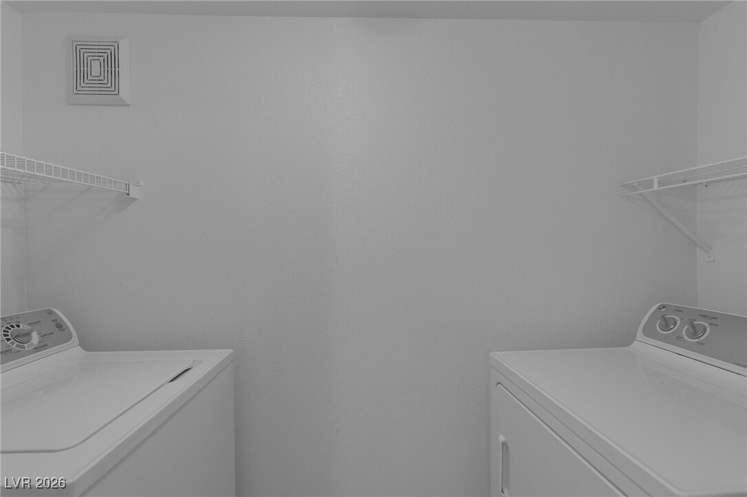 Building Photo - 2300 E Silverado Ranch Blvd