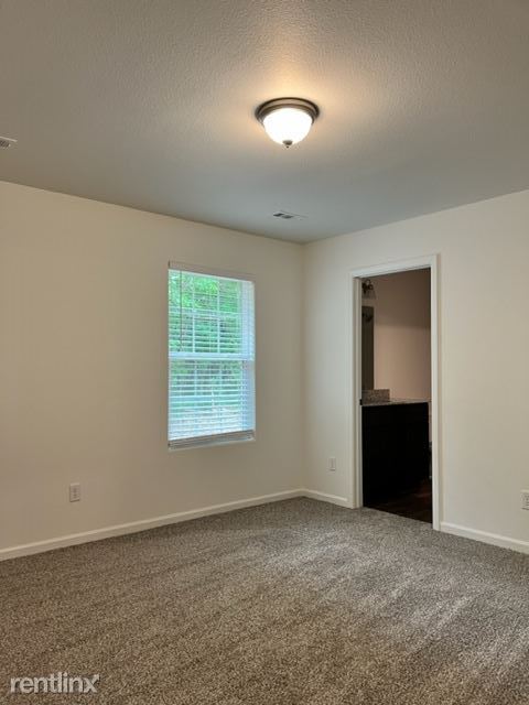 Foto del edificio - 3 br, 2 bath House - 2714 E. Quincy St.