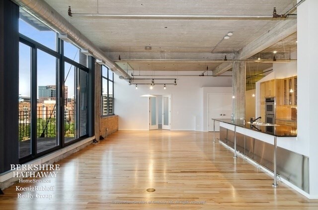 Foto del edificio - 850 W Adams St