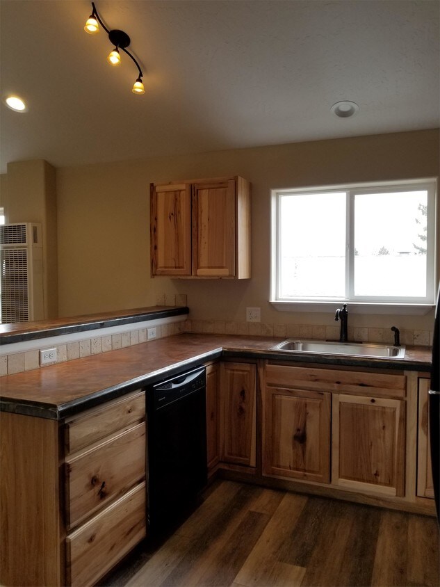 Foto principal - 1505 Ernest Ave