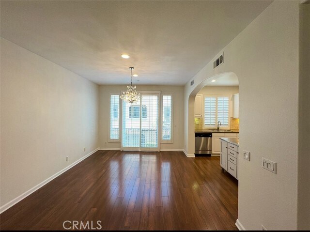 Foto del edificio - 4441 Owens St