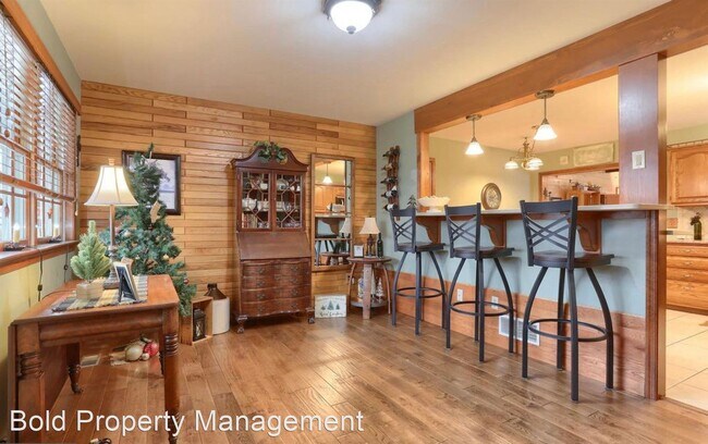 Building Photo - 3 br, 2 bath House - 1612 Greenwood Dr.