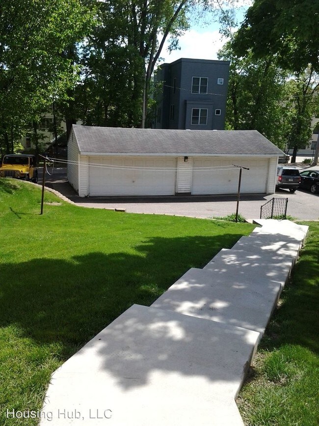 Building Photo - 2707 W 43rd St